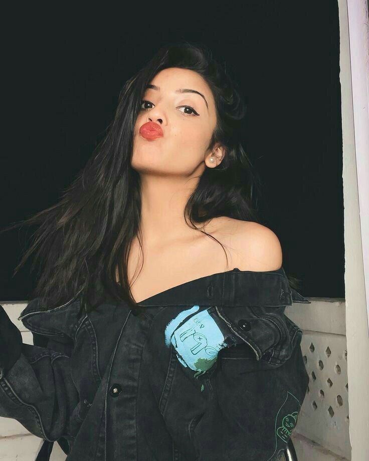 Girl Photos