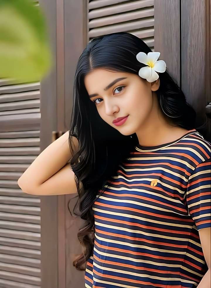 Girl Photos