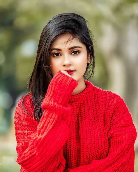 Girl Photos