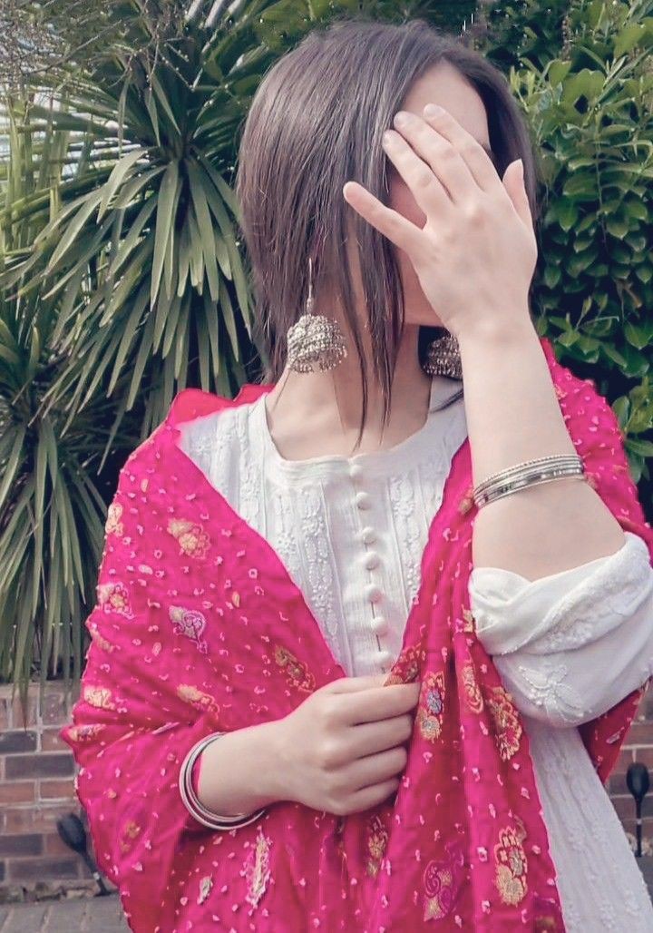 Ladki ki photos
