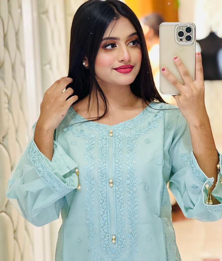 Ladki ki photos