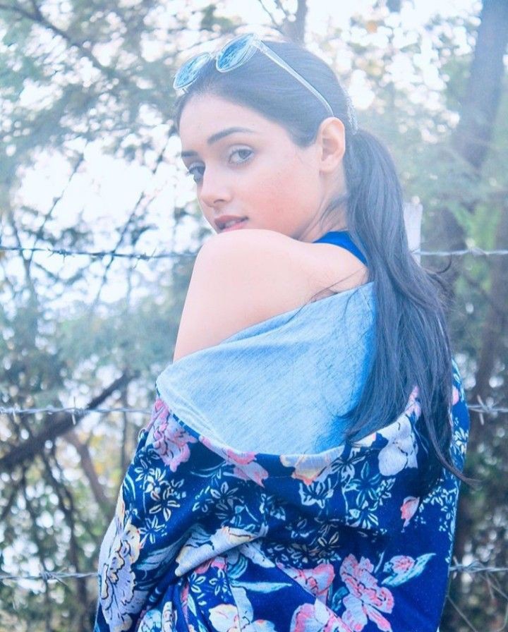 Ladki ki photos