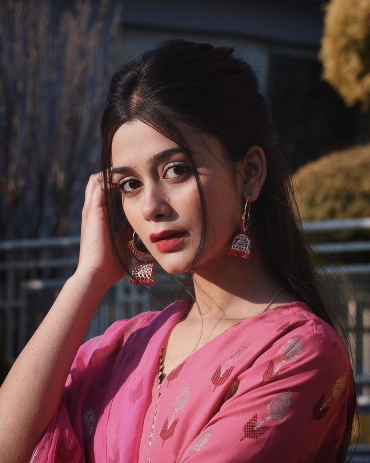 Ladki ki photos