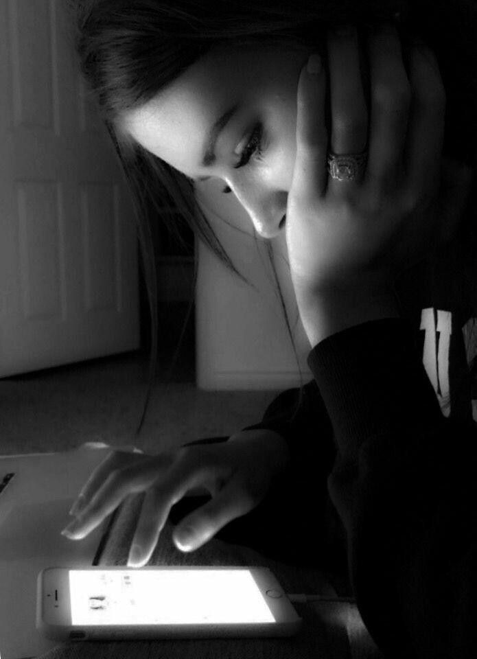 Sad Girl Pic