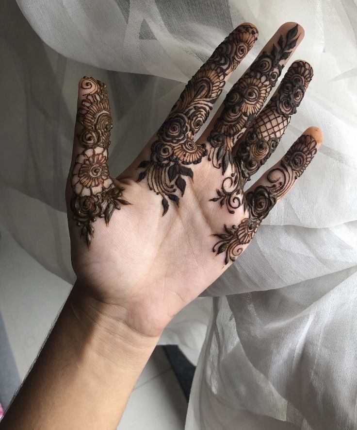 Arabic Mehndi Design