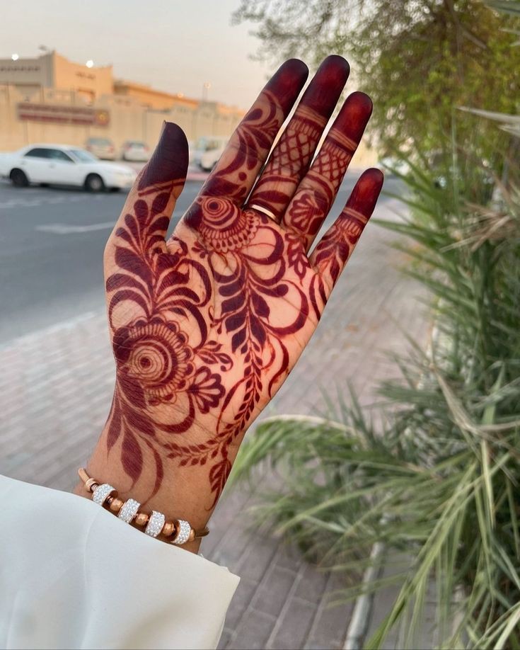 Arabic Mehndi Design