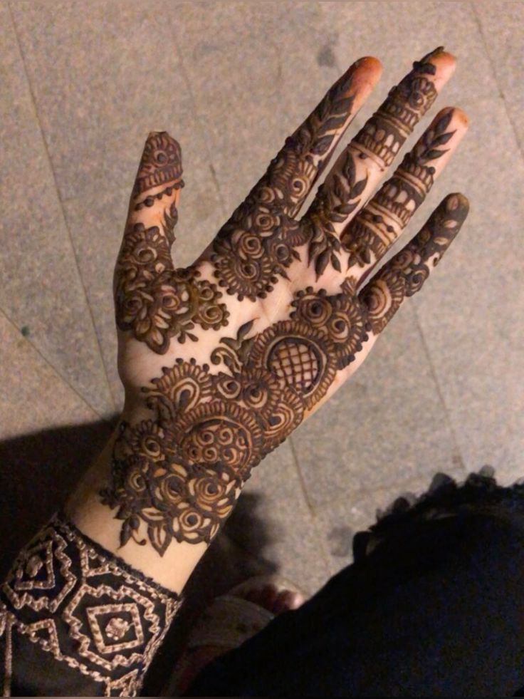 Arabic Mehndi Design