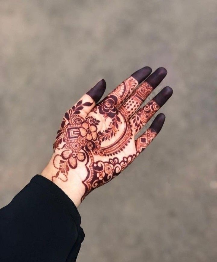 Arabic Mehndi Design