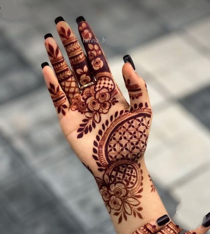 Arabic Mehndi Design