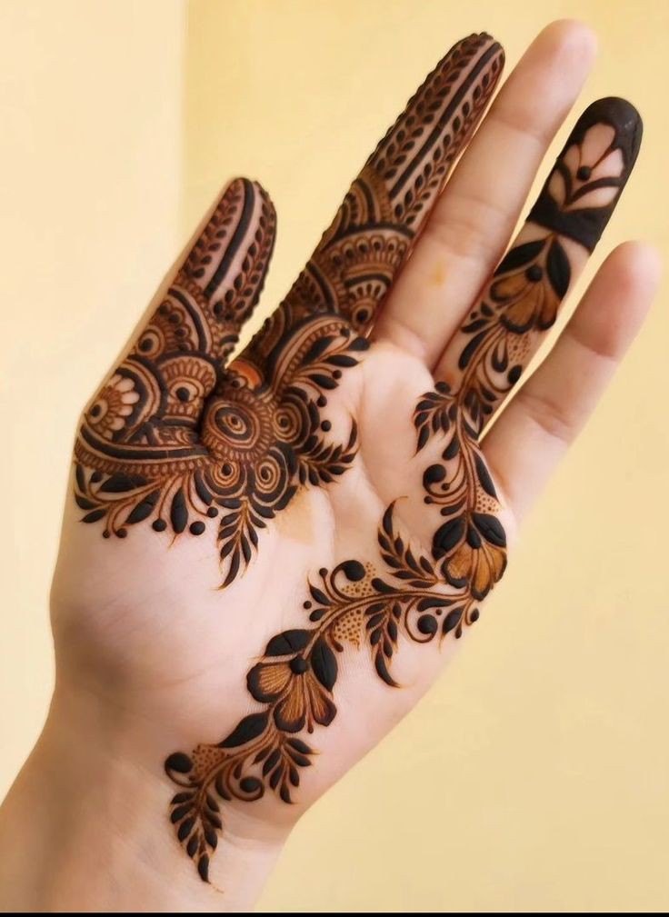 Arabic Mehndi Design