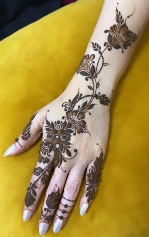 Arabic Mehndi Design