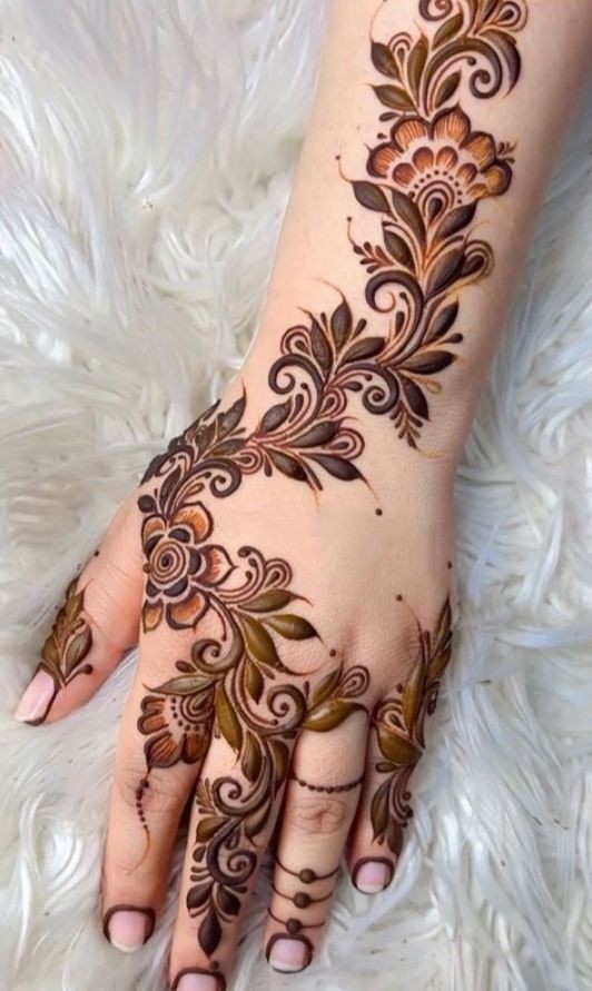 Back Hand Mehndi Design