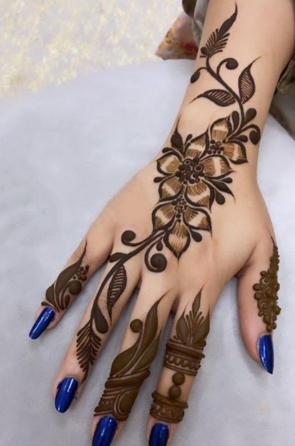 Back Hand Mehndi Design