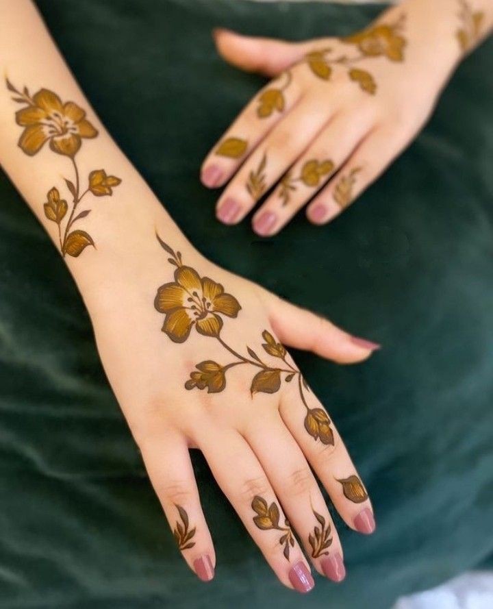 Back Hand Mehndi Design